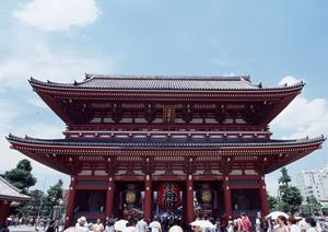 堺東駅近くのビジネスホテル「東横INN堺東駅」の魅力と詳細情報