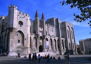 山形駅西口から徒歩4分の快適ビジネスホテル【東横INN山形駅西口】の魅力と詳細情報